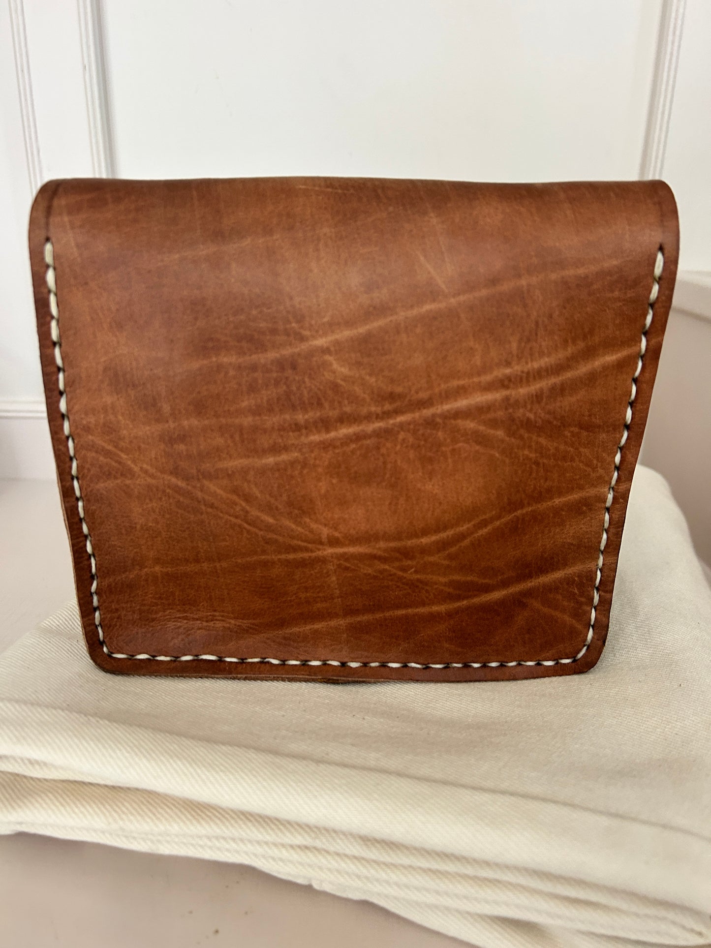 SMALL LEATHER SADDLE BAG, TAN