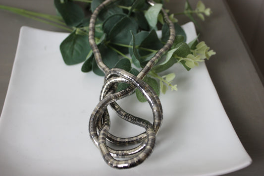 Bendy Necklace (Silver/Black)