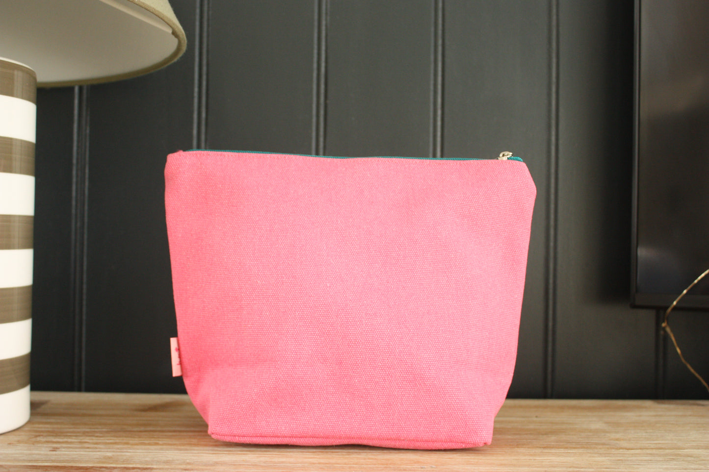 Lua Sheep Large Cosmetic Purse