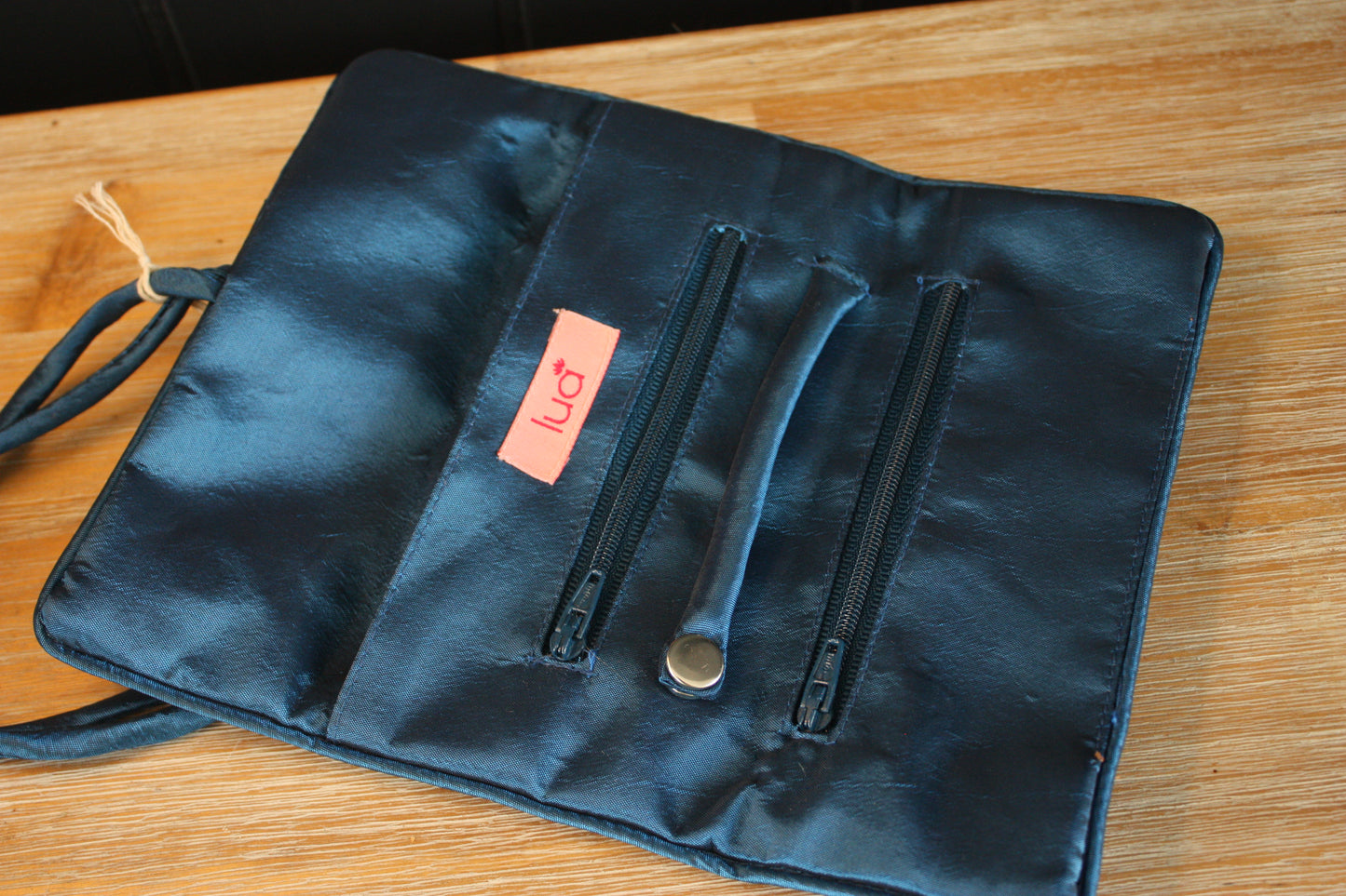 Lua Velvet Meadow Jewellery Roll