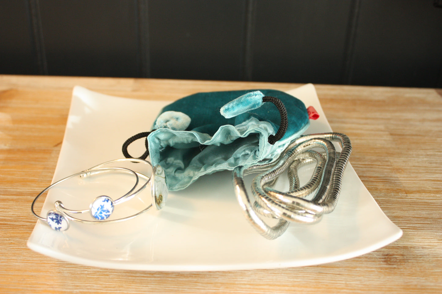 Lua Velvet Jewellery Pouch